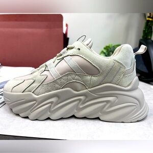 ISO!!!!! Steve madden\madden girl wave sneakers
